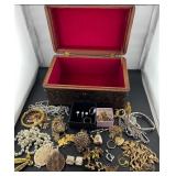 Lot, Jewelries W/Box (Tested Positive for Diamond)