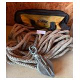 DeWalt bag w/ Rope and Pulley