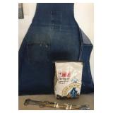 Denim Apron, Weber Fire Spice, Skewers