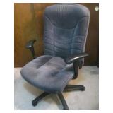 Sealy 21.5x 23x 40 Rolling Office Chair