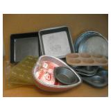 Baking Pans & Candy Molds Largest 11'