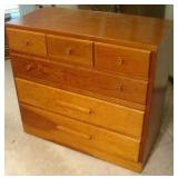 34x 16x 31 Six Drawer Chest Of Drawers See Info