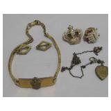 Vintage Gold Tone Jewelry Shown Chain Broken