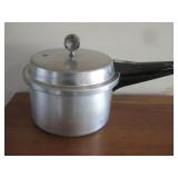 15lb Pressure Cooker W/Lid
