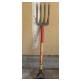 Bronco Garden Pitch Fork