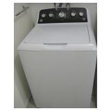 GE Appliance Electric Washer Powers On