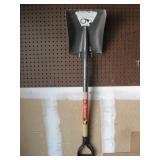 40' Bronco Flat End Shovel