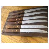 Set Ekco Stainless Steak Knives W/Magnetic Rack