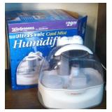 Cool Mist Humidifier In Box Powers On