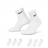 18-10B4 Nike Everyday Cushioned Training Ankle...