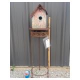 RUSTIC WROUGHT IRON PLANT STAND & BIRDHOUSE DECOR