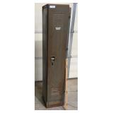 VINTAGE LOCKER