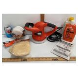 BLACK & DECKER WAXER/POLISHER & SUPPLIES