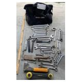 PORTER CABLE TOOL BAG & CONTENTS