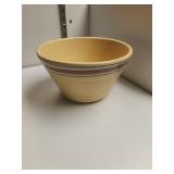 8 in. dia, Watt Pottery Bowl
