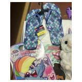 snorkel, 3 books, unicorn, size 5/6 flip flops
