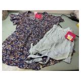 2 womens small maternity shorts and top
