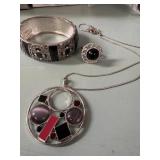 Black & Red Jewelry Set
