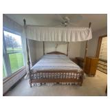 Queen Oak Four-Poster Canopy Bed with Skirted Valance Queen Oak Four-Poster Canopy Bed with Skirted Valance