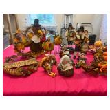 Thanksgiving Wreaths & Pilgrim Figures Thanksgiving Wreaths & Pilgrim Figures