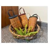 Set of 3 Wall Pocket Baskets in Decorative Tray Set of 3 Wall Pocket Baskets in Decorative Tray