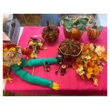 Fall Decor & Scarecrow Figurines Fall Decor & Scarecrow Figurines