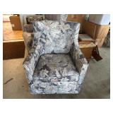 Swivel Upholstered Armchair Leaf Pattern Swivel Upholstered Armchair Leaf Pattern