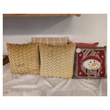 Pillows Pillows