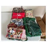 Bundle of Holiday Quilting Fabric Bundle of Holiday Quilting Fabric