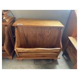 Solid Oak End Table/ Magazine Rack ( 1of 2) Solid Oak End Table/ Magazine Rack ( 1of 2)