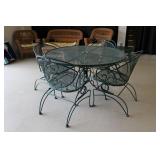Outdoor Patio Table and Chairs