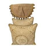 Damask Throw Pillows Pair with Tassel Valance (A)