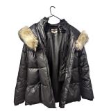Design Black Faux-Fur Trim Puffer Jacket (C)