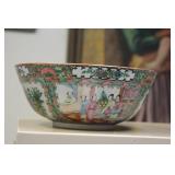 Rose medallion bowl