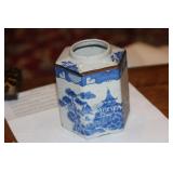 Oriental Motief Blue and White Jar