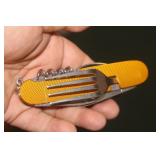 Multifunctional Utility Knife