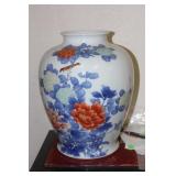 Fukugawa Porcelain Vase
