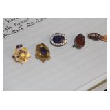 Lot of 5 Pins