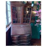 Colonial Reproduction Governor Winthrop Style Mahogany Secretary Desk Hutch Colonial Reproduction Governor Winthrop Style Mahogany Secretary Desk Hutch