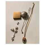 Vintage Jewelry Lot (2)