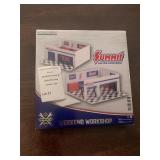 Greenlight Collectibles Weekend Workshop Summit Racing Equipment Diorama