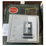 Compact Travel Digital Photo Frame, Family Tabletop Photo Album Frame