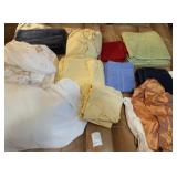 Linen Sheet & Bathroom Towel Lot
