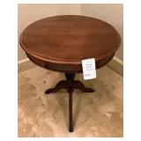Mahogany Drum Pedestal Accent Table 