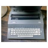 Smith Corona Spell-Right I Dictionary SC 110 Electronic Typewriter From 1980s 