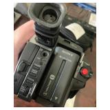 Sony Handycam Hi8 Camcorder:Video Recorder