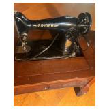 Black SInger Sewing Machine