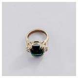 14k Yellow Gold Ring W Large Green Gemstone & Faux Diamond Accents (Sz 6.5)