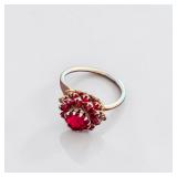 Sarah Coventry Gold Tone Ring W Deep Burgundy Red Rhinestone Cluster Stone