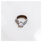 Sterling Silver rRng W Large Round-Cut Simulated Diamond Solitaire Stone